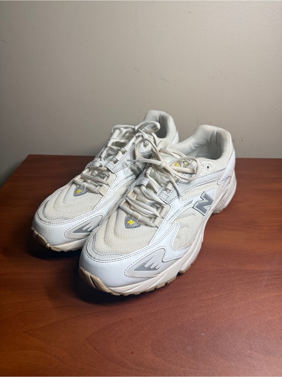 New Balance Other - New Balance 725 White men size 11